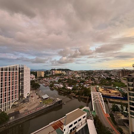 Riverside Opulent Nights At Sky Hotel Kota Kinabalu Exteriör bild