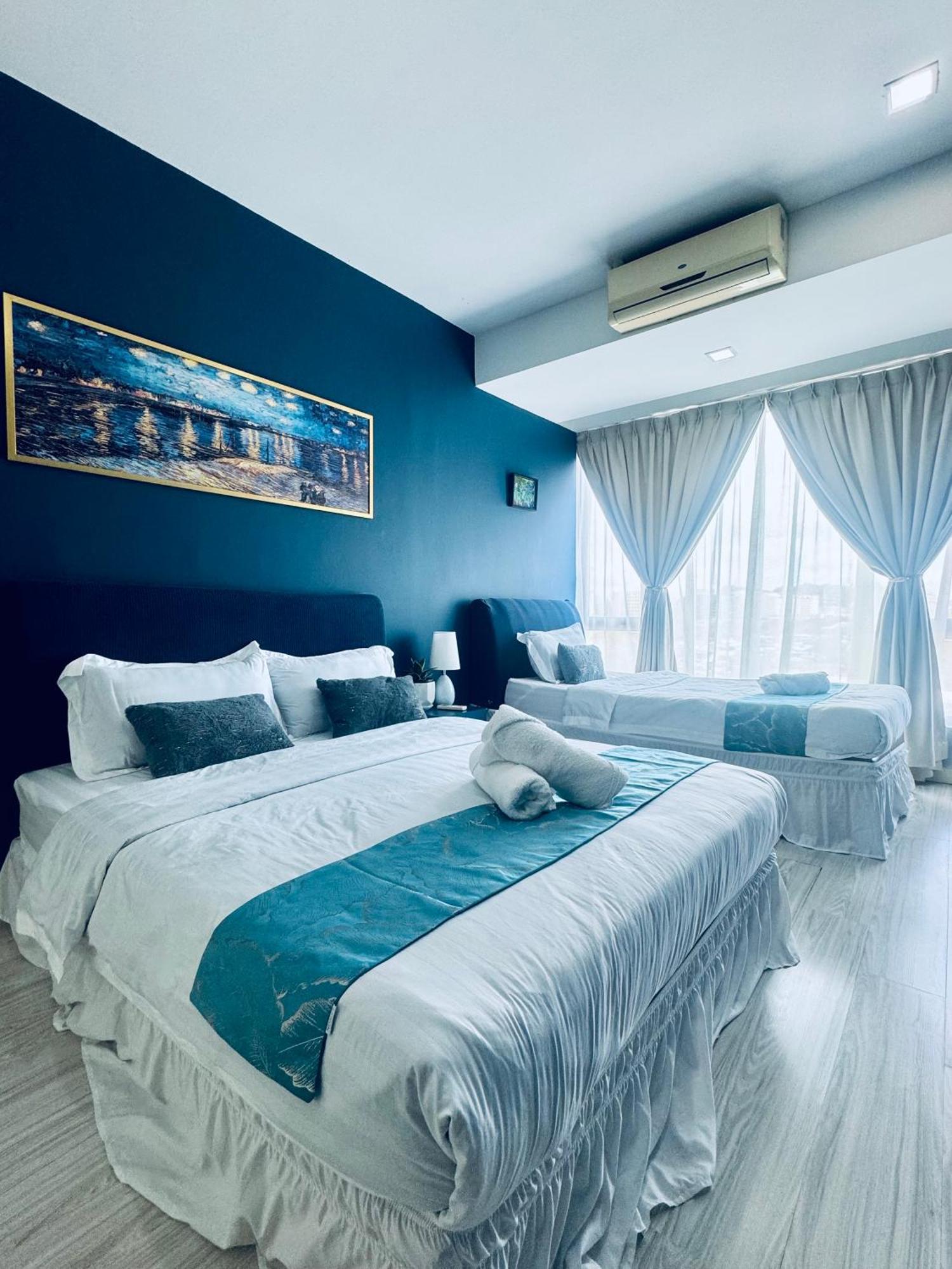 Riverside Opulent Nights At Sky Hotel Kota Kinabalu Exteriör bild