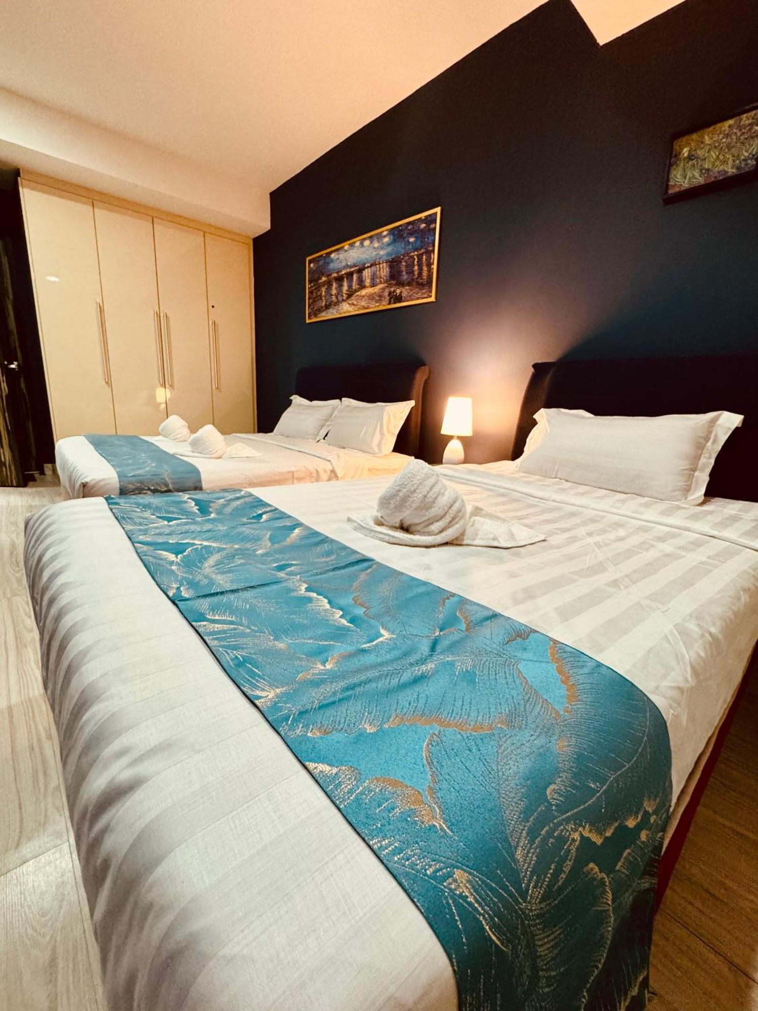 Riverside Opulent Nights At Sky Hotel Kota Kinabalu Exteriör bild