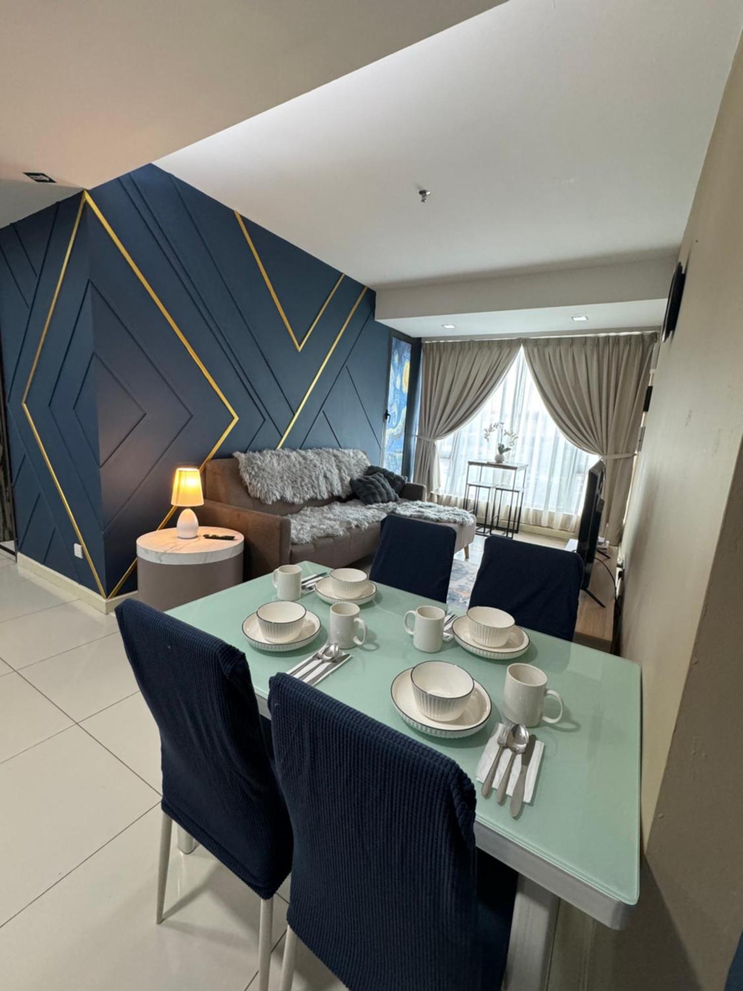 Riverside Opulent Nights At Sky Hotel Kota Kinabalu Exteriör bild